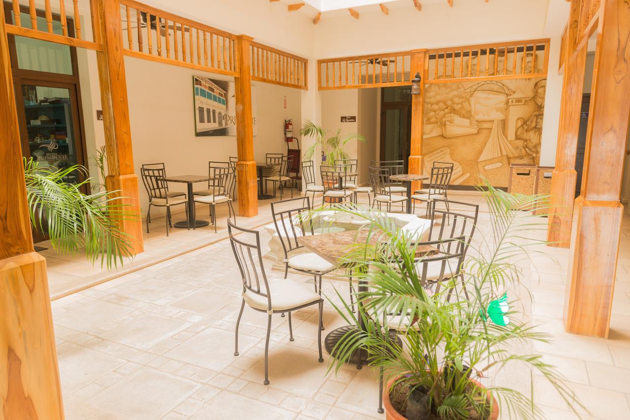 Hotel Presidente לאס טבלאס מראה חיצוני תמונה