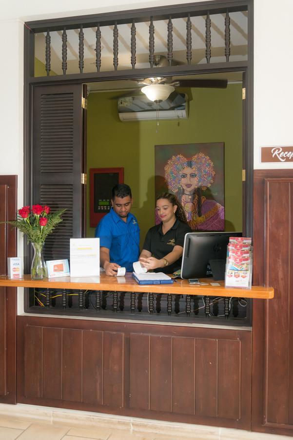 Hotel Presidente לאס טבלאס מראה חיצוני תמונה