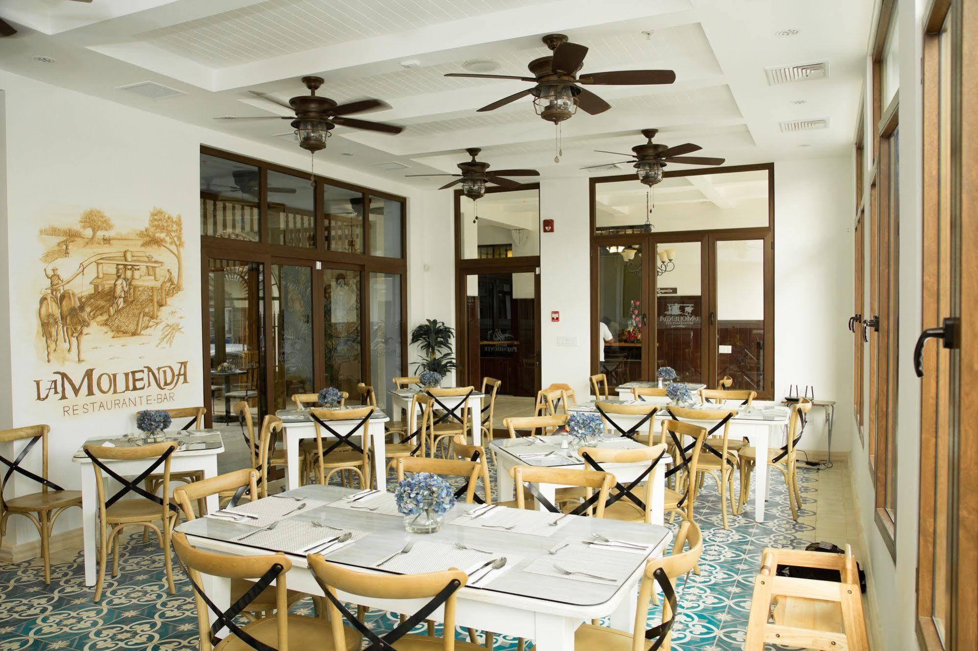Hotel Presidente לאס טבלאס מראה חיצוני תמונה