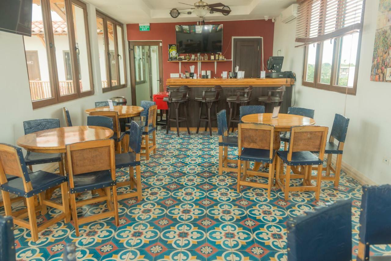 Hotel Presidente לאס טבלאס מראה חיצוני תמונה